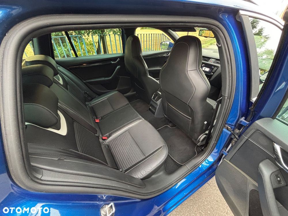 Skoda Octavia 2.0 TDI RS - 8