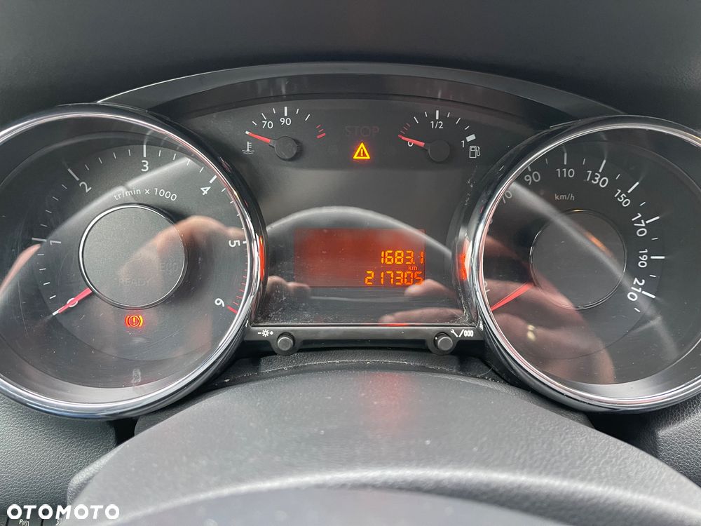 Peugeot 5008 HDI FAP 115 Style - 17