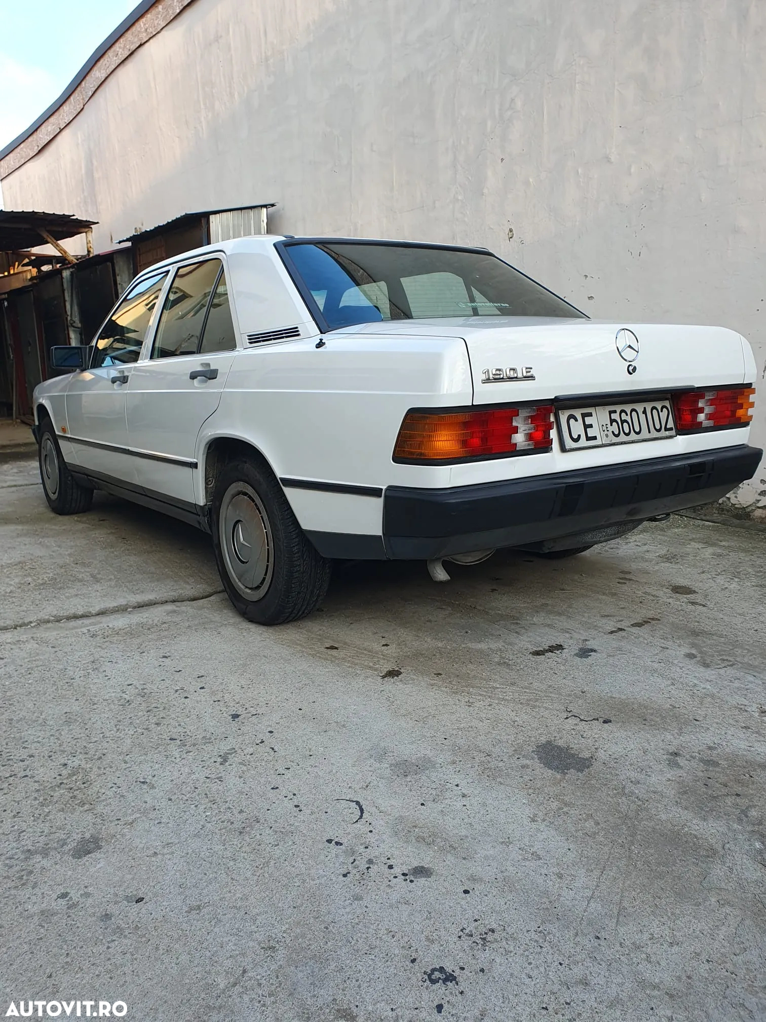 Mercedes-Benz 190 - 5