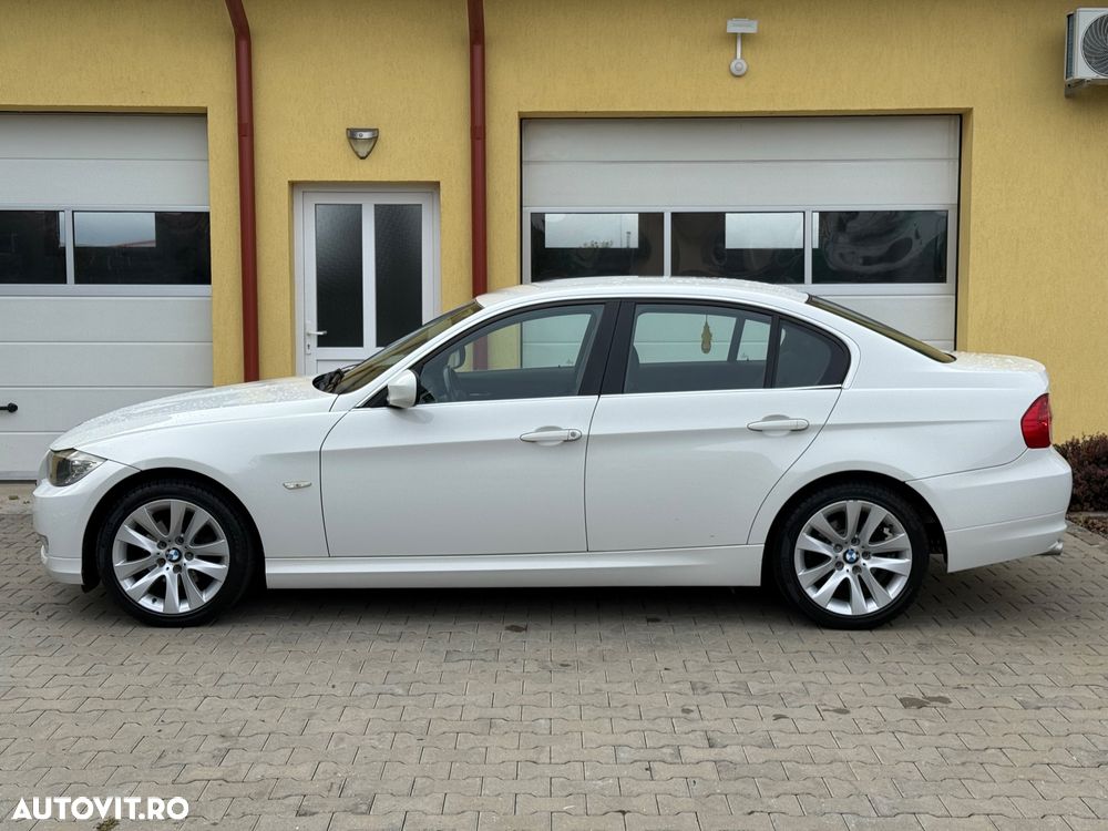 BMW Seria 3 316d - 27