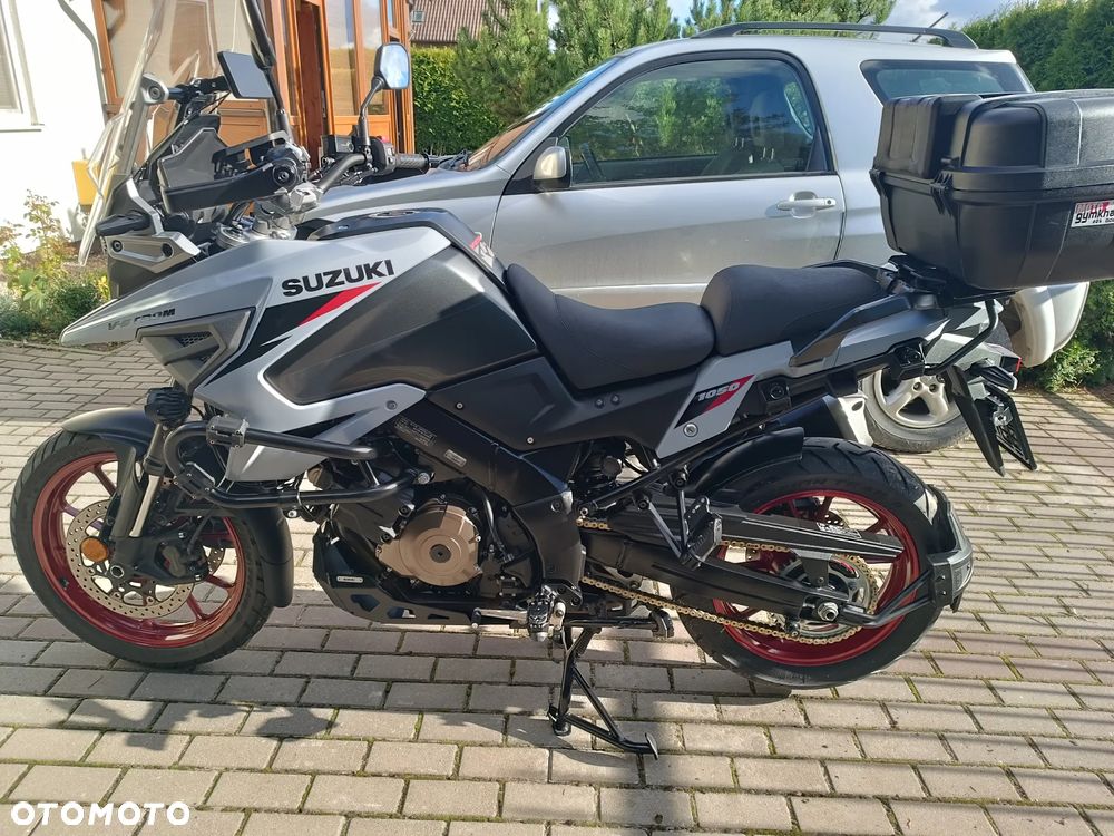 Suzuki DL - 3
