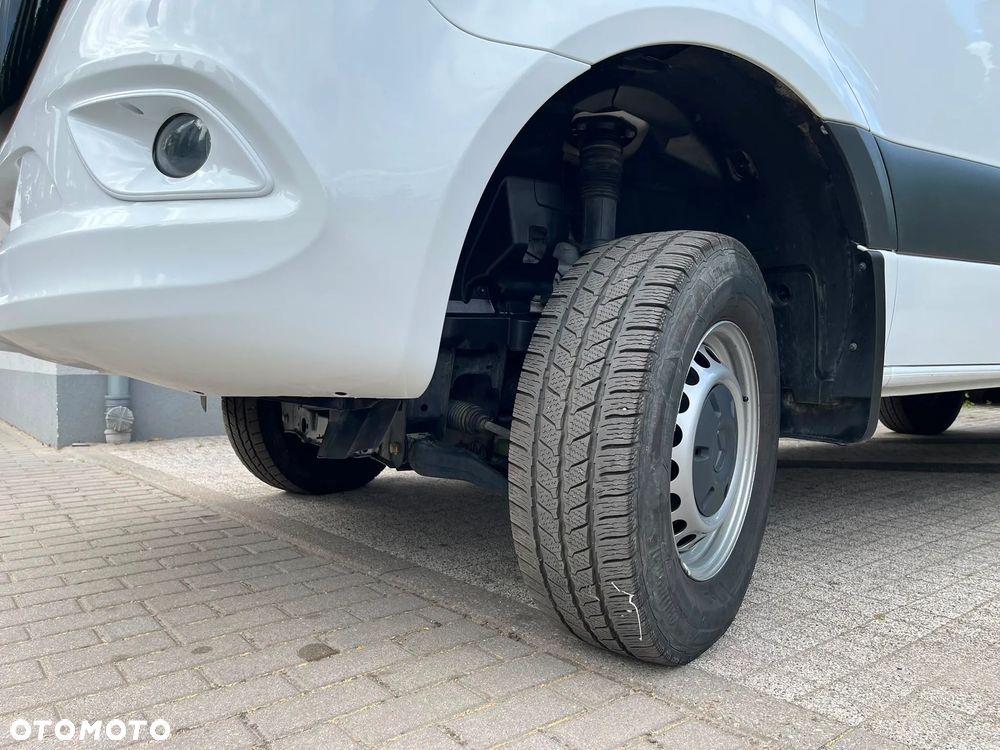 Mercedes-Benz Sprinter 319 4x4 - 5