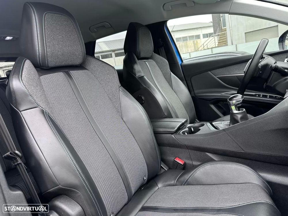 Peugeot 3008 PureTech 130 Stop & Start GPF Allure Pack - 48