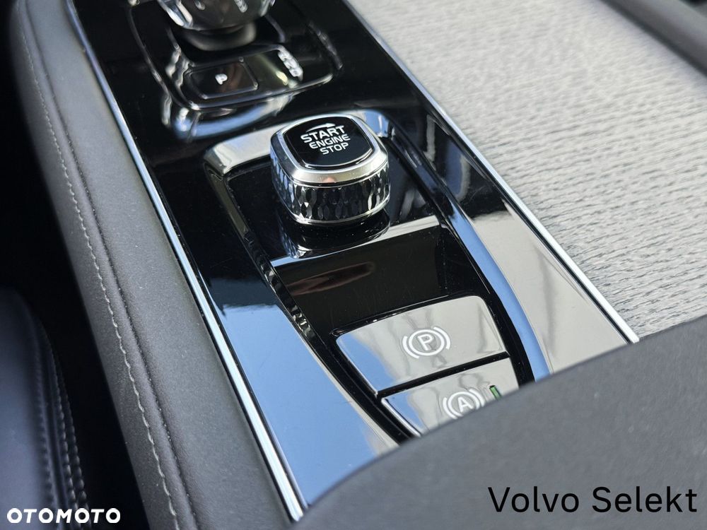 Volvo XC 90 - 24