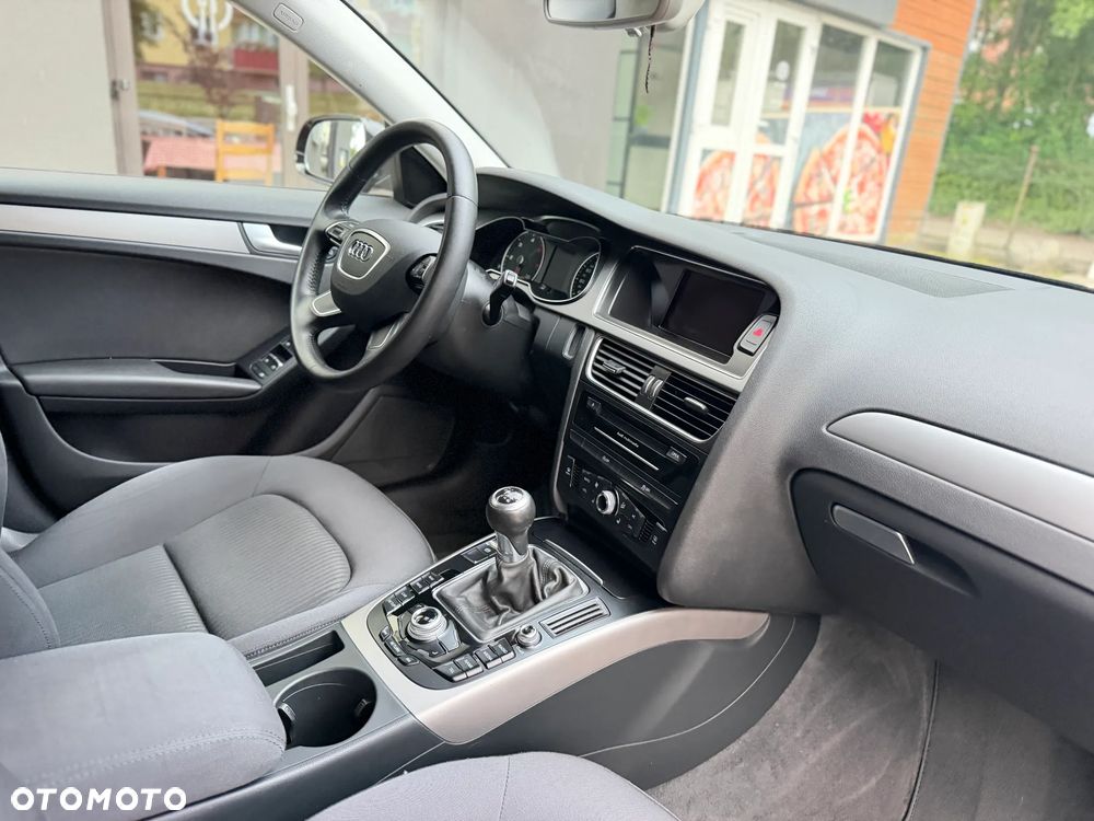 Audi A4 Avant - 37