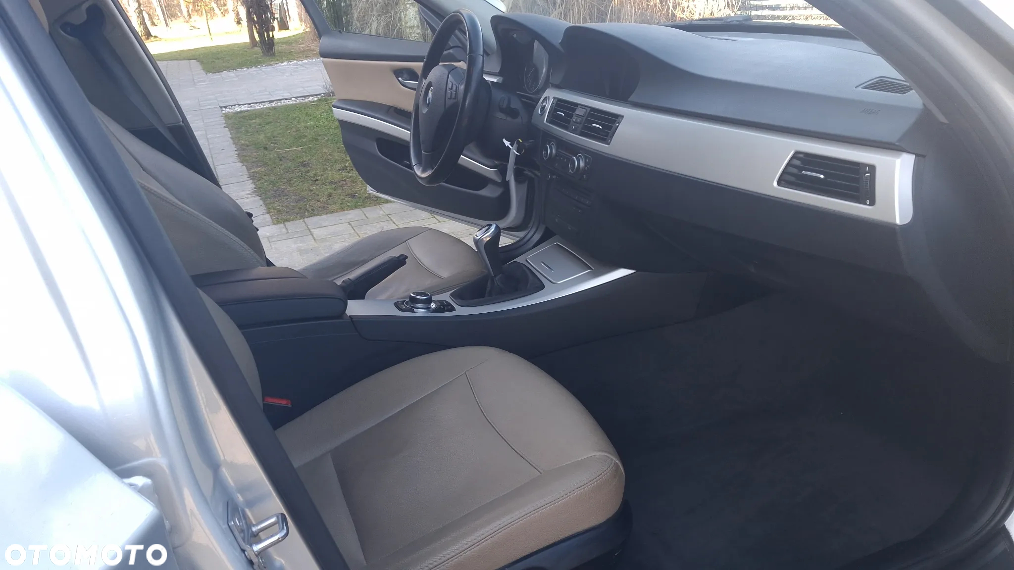 BMW Seria 3 318d - 20