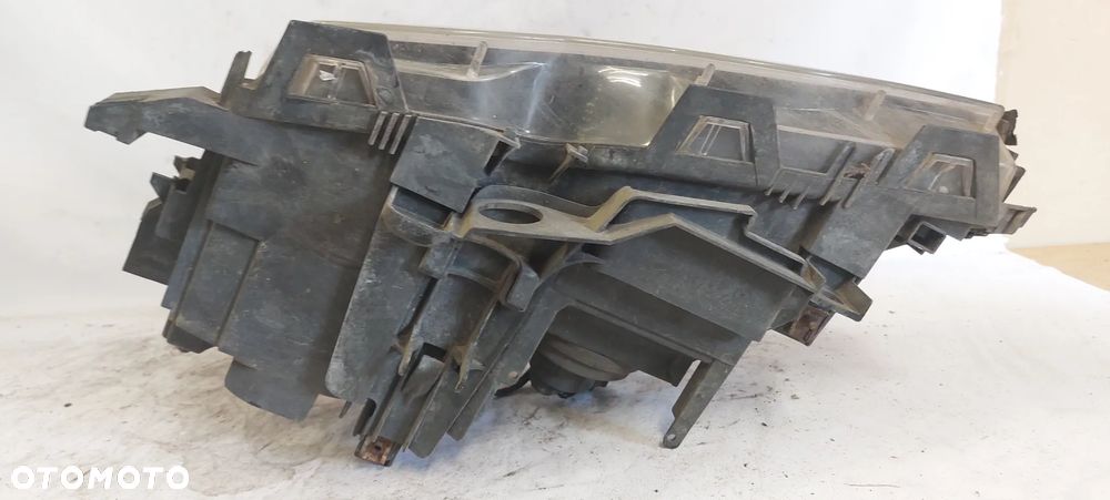 .  PRZOD PRZEDNIA LAMPA PRAWA  BMW E46 COUPE - 7