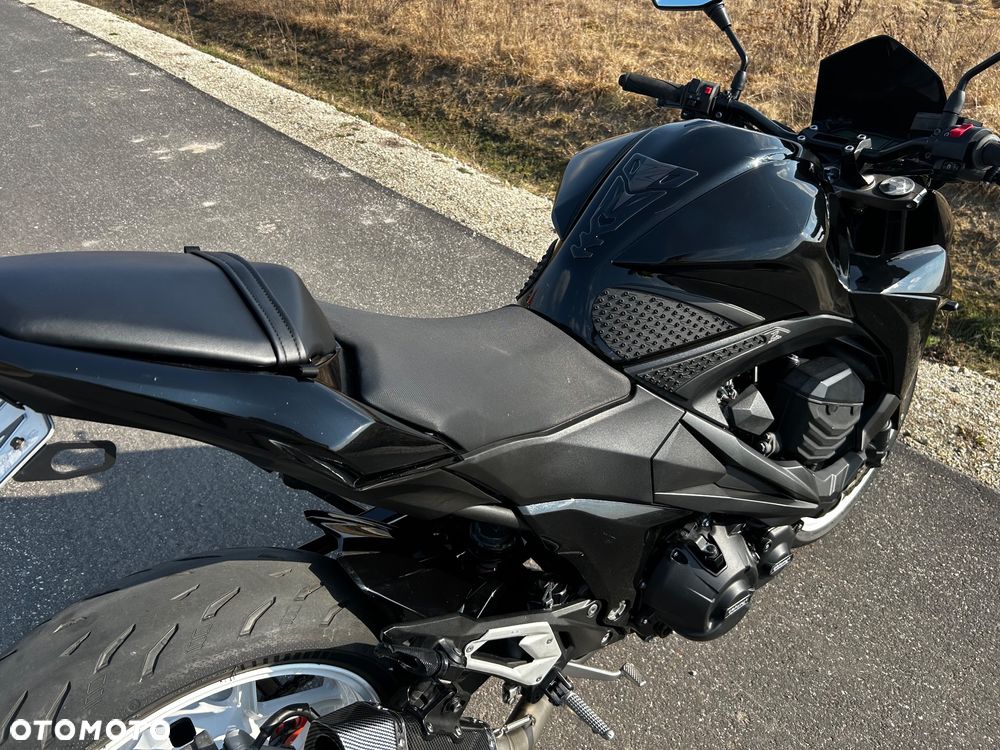Kawasaki Z - 8