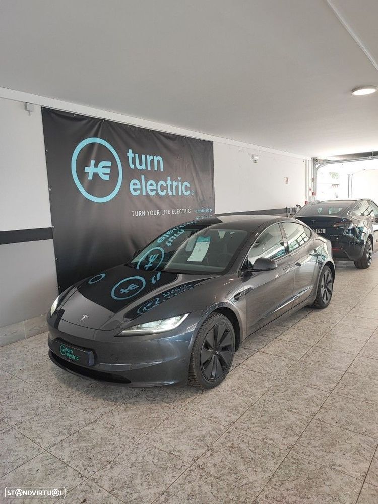 Tesla Model 3 Standard Range Plus RWD - 3