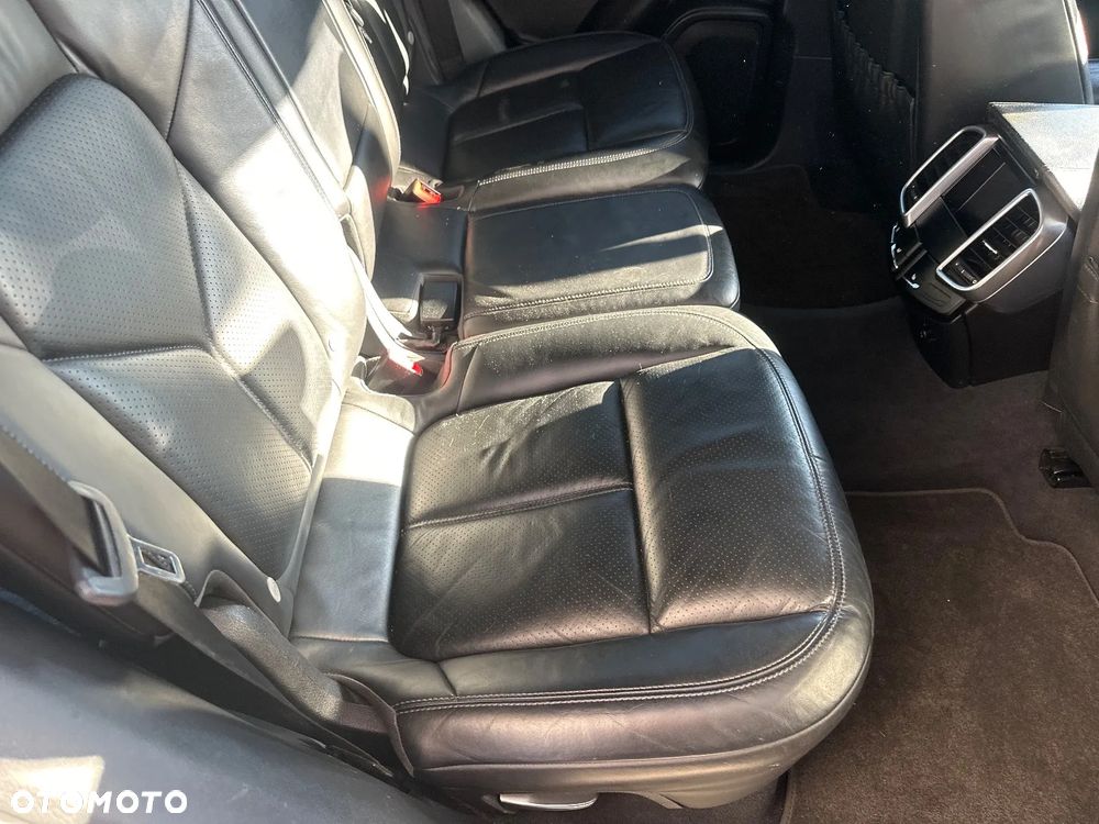 Porsche Cayenne - 20