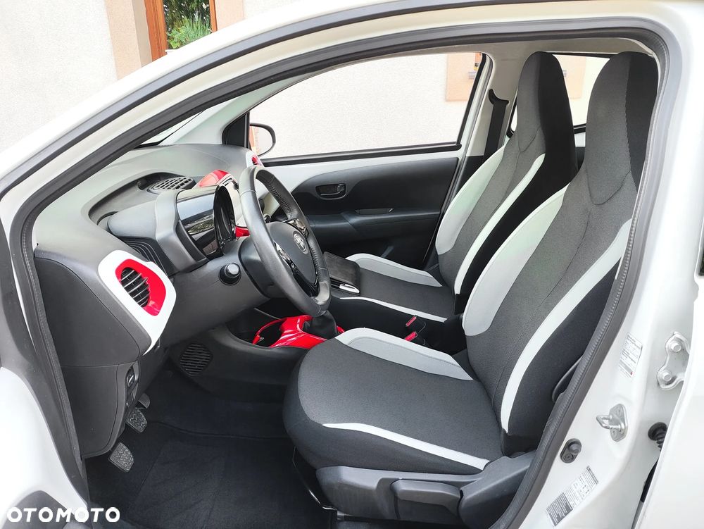 Toyota Aygo x-cite - 7