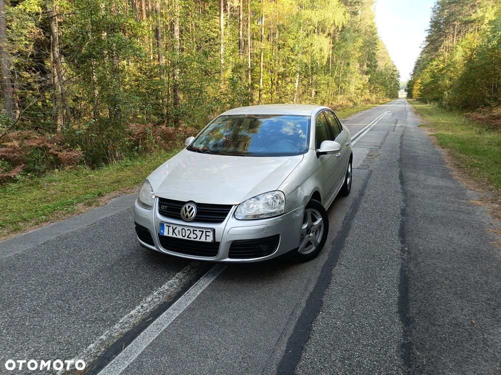 Volkswagen Jetta - 16