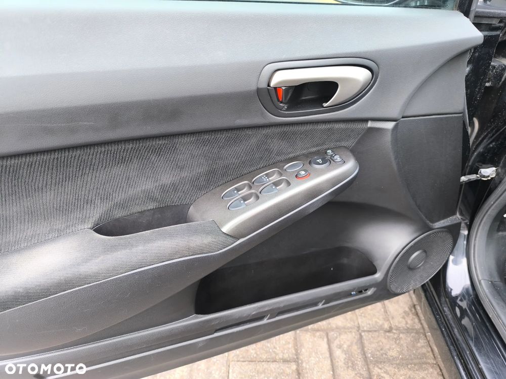 Honda Civic 1.8 Comfort - 25