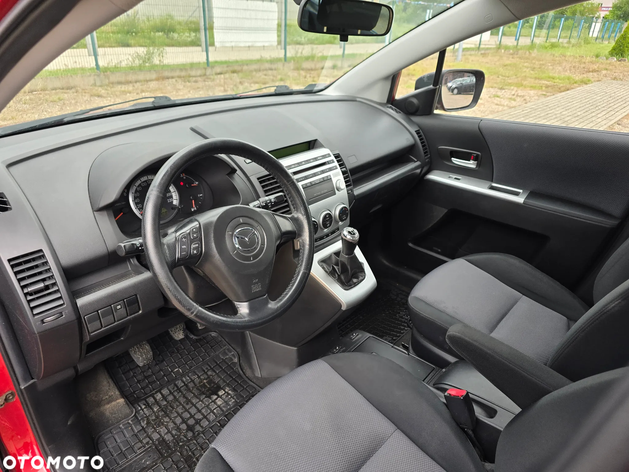 Mazda 5 2.0 Exclusive + - 17