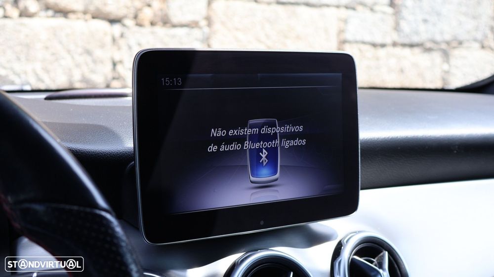 Mercedes-Benz GLA 220 - 32