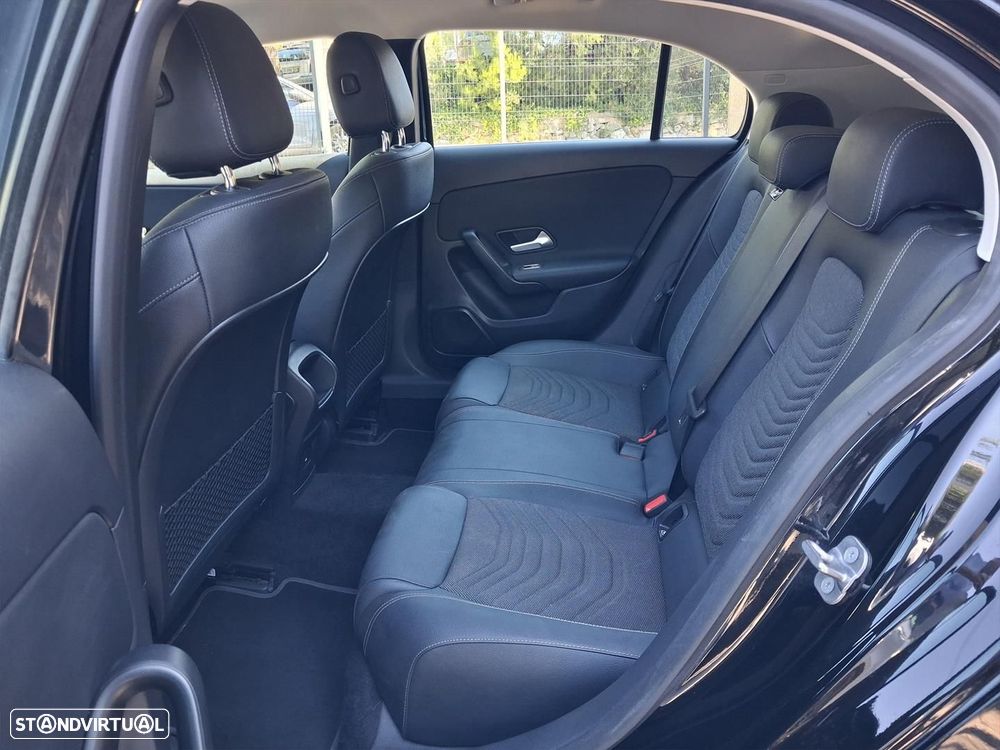 Mercedes-Benz A 200 Standard - 12