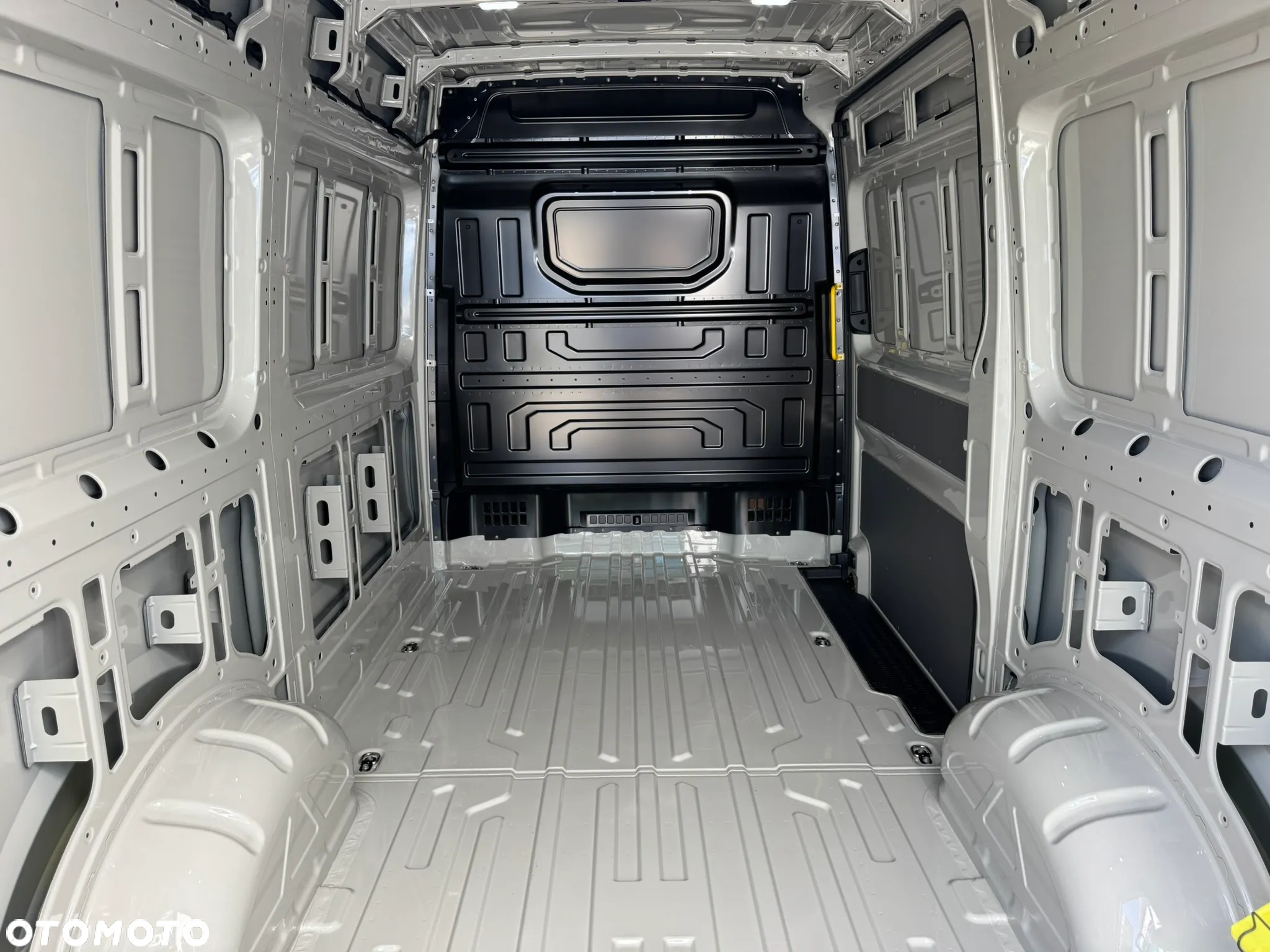 Volkswagen Crafter Furgon - 7