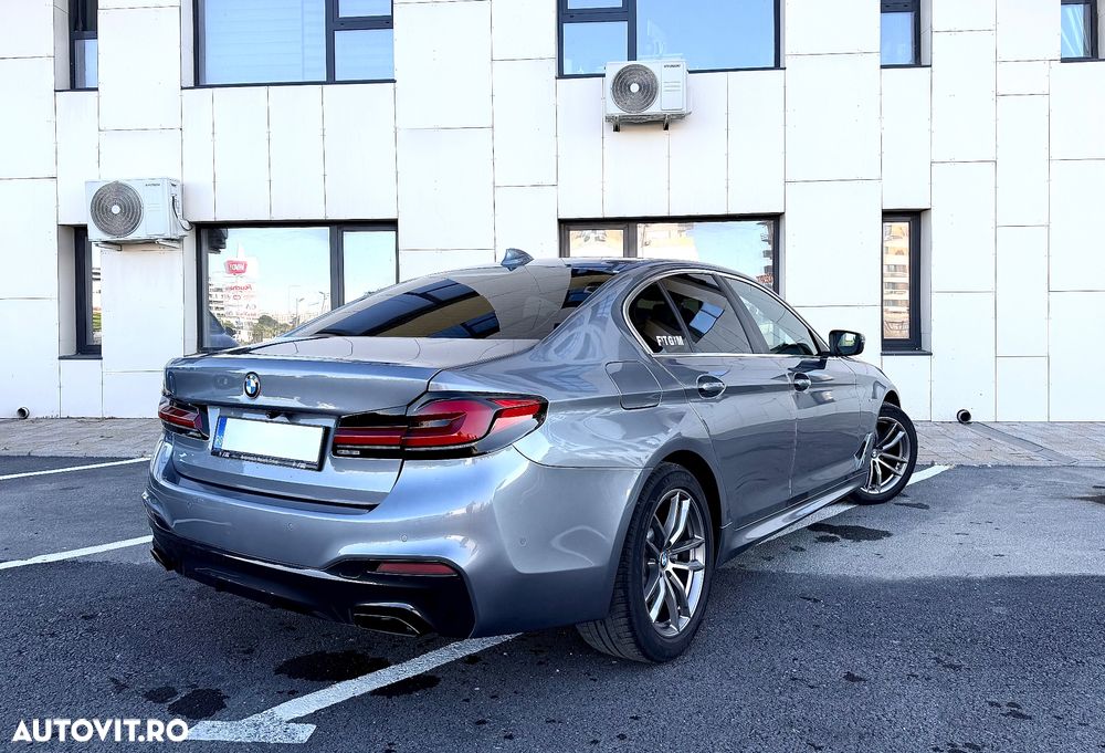 BMW Seria 5 520d AT - 13