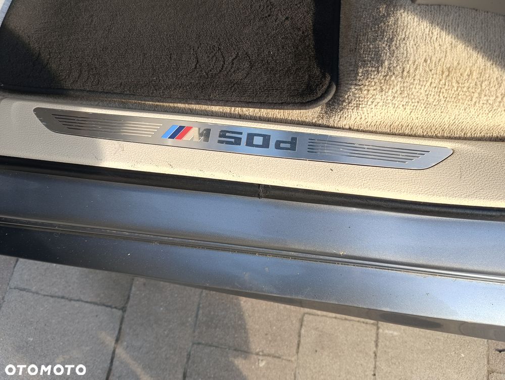 BMW X5 M M50d - 12
