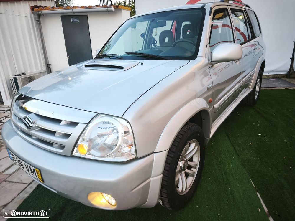 Suzuki Grand Vitara XL-7 2.0 HDi - 1
