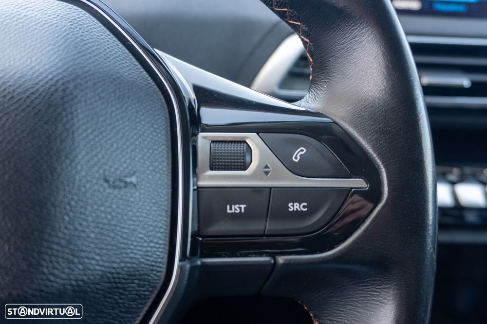 Peugeot 3008 PureTech 130 Stop & Start GPF Active - 16