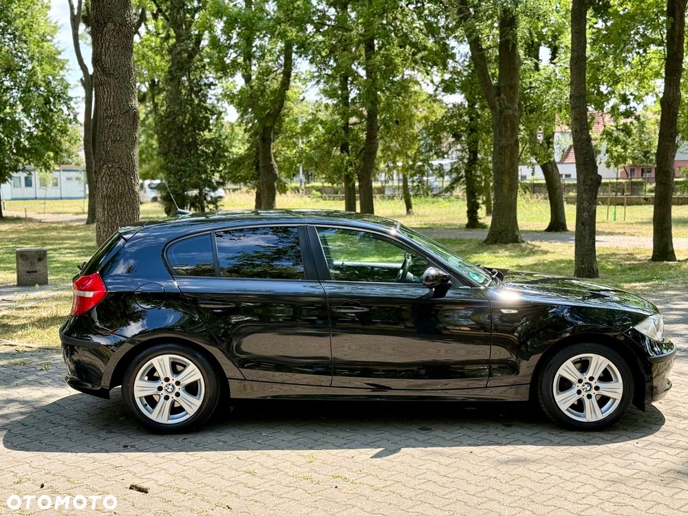 BMW Seria 1 116i - 10