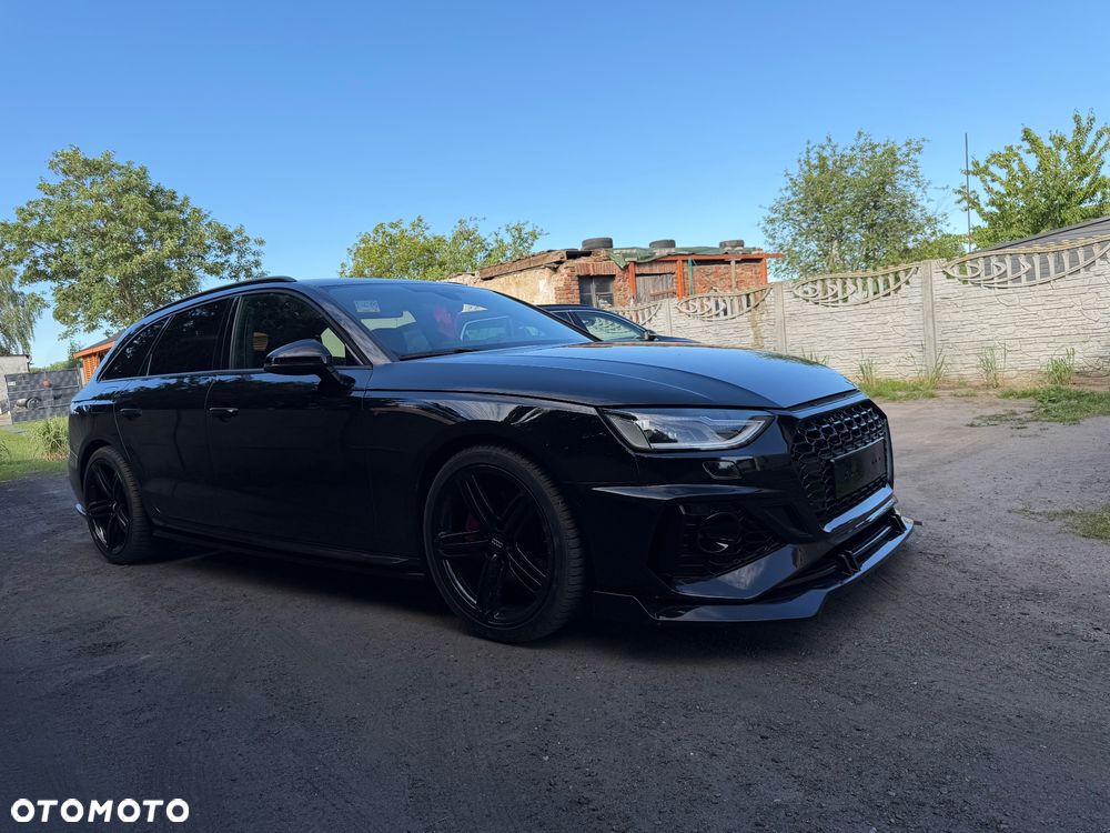 Audi A4 Avant - 13