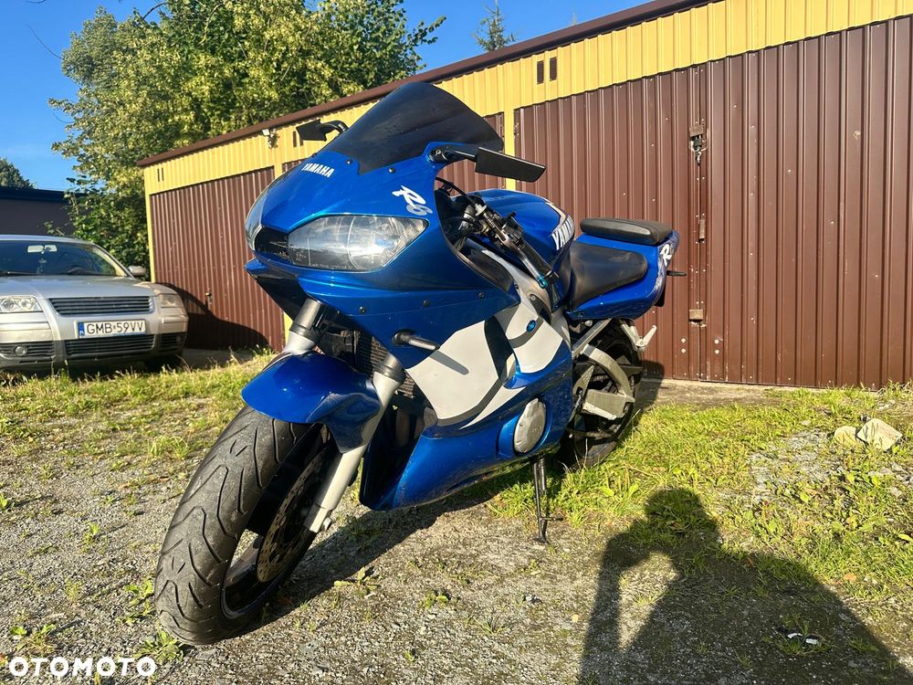 Yamaha R6 - 3