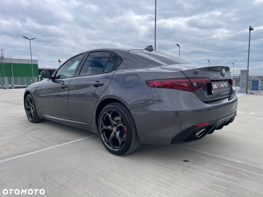 Alfa Romeo Giulia 2.0 Turbo Veloce Q4 - 7