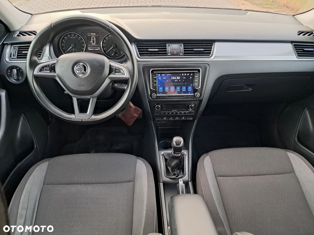 Skoda RAPID 1.6 TDI Edition - 17