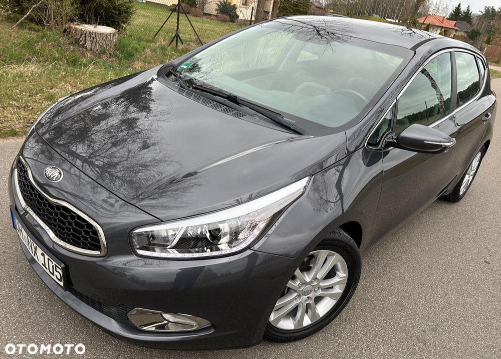 Kia Ceed 1.6 GDI Platinum Edition - 3