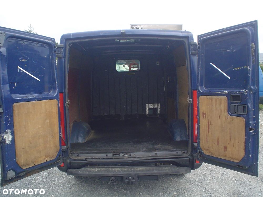 Iveco DAILY - 7