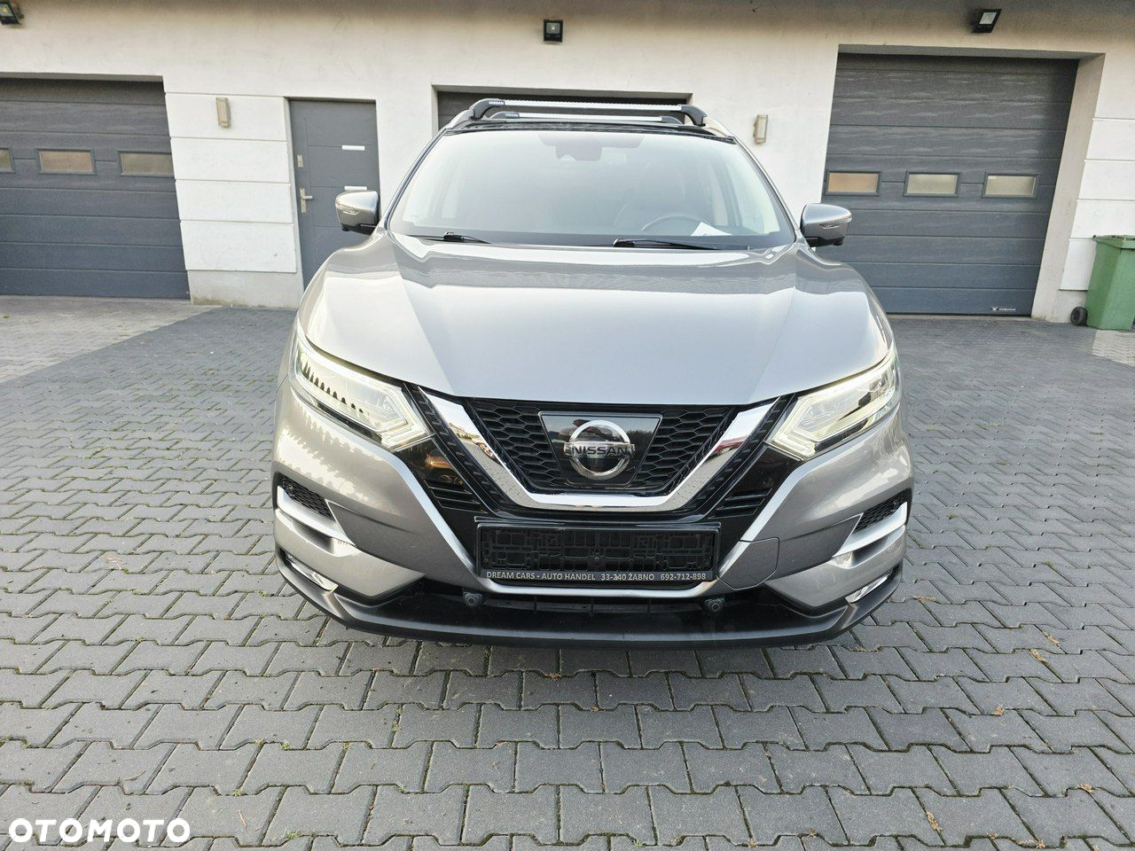 Nissan Qashqai - 2