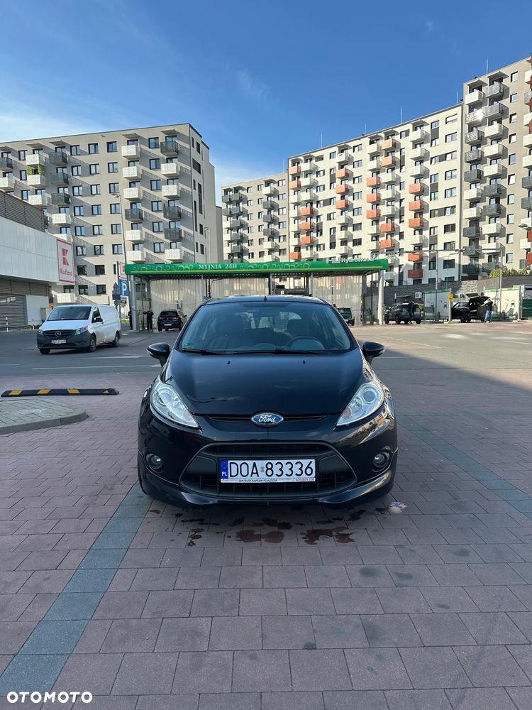 Ford Fiesta 1.4 Champions Edition - 10