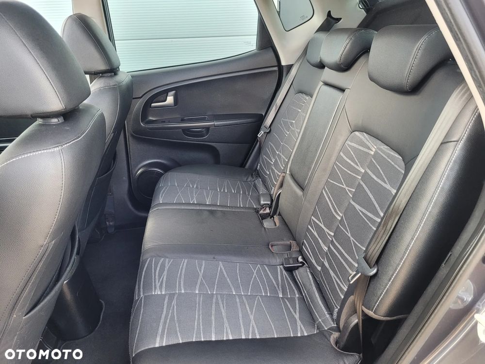 Kia Venga 1.6 CVVT Platinum Edition - 18