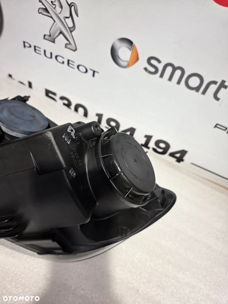 VW GOLF V 5 PLUS + 5M0 04-08 PRAWA LAMPA PRZEDNIA PRZÓD HELLA NR 5M1941006B NR AUKCJI LPP360 - 12