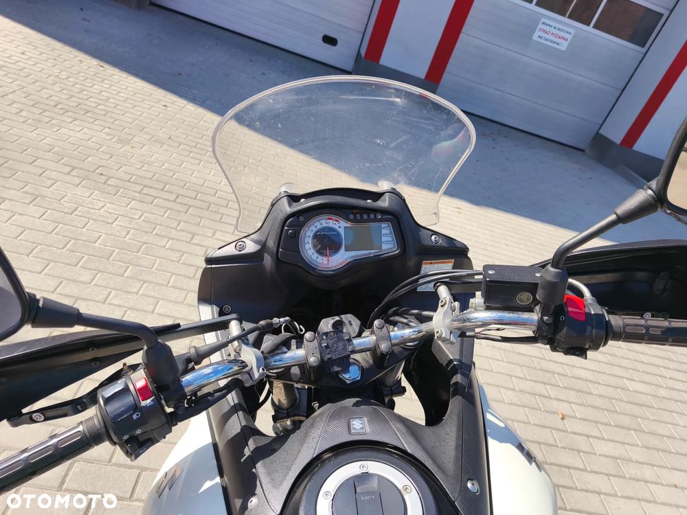 Suzuki V-STROM - 24