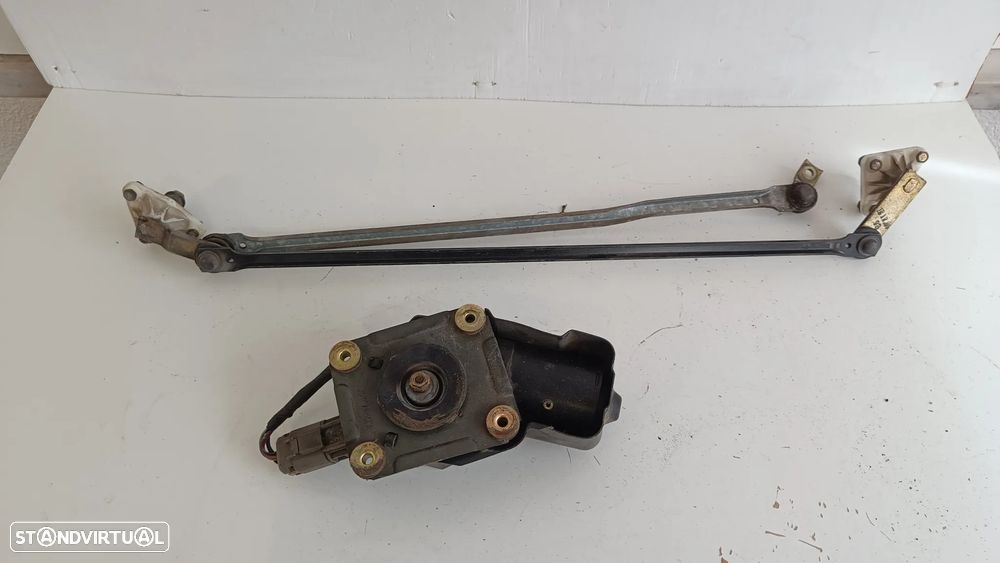 Motor limpa vidros Nissan Terrano 2 II 1998 - 2