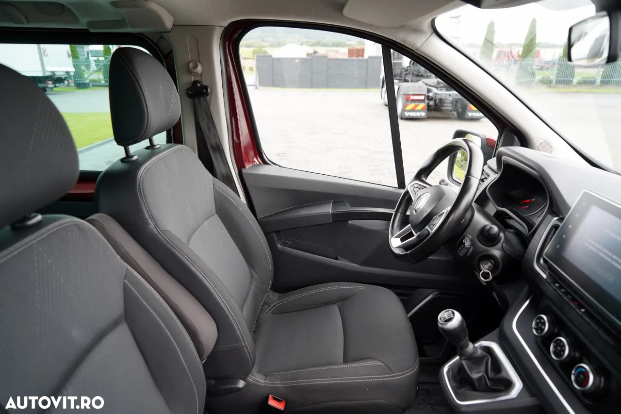 Renault TRAFIC III / AUTOBUZ / 9 LOCURI / 2022 / PRIMUL PROPRIETAR / REVIZAT - 25