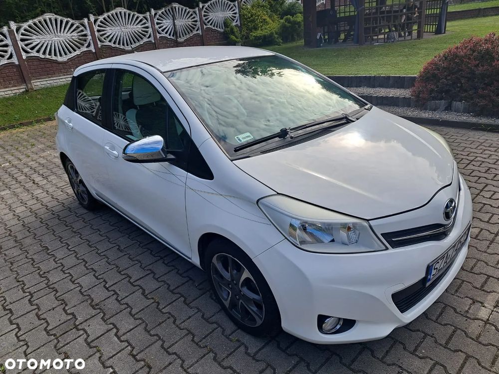 Toyota Yaris 1.33 VVT-i Trend - 1