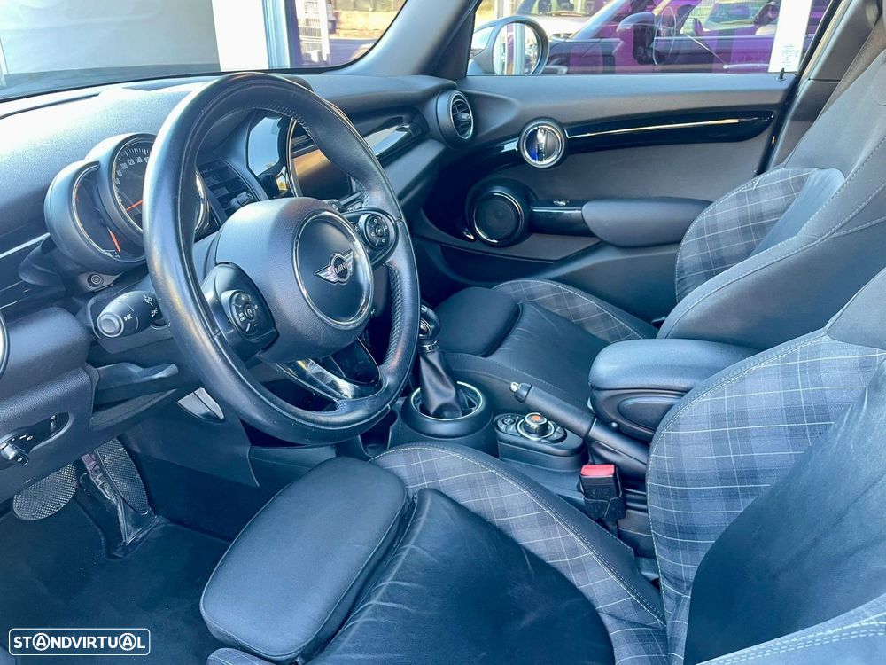 MINI 5 Portas Cooper Auto - 9
