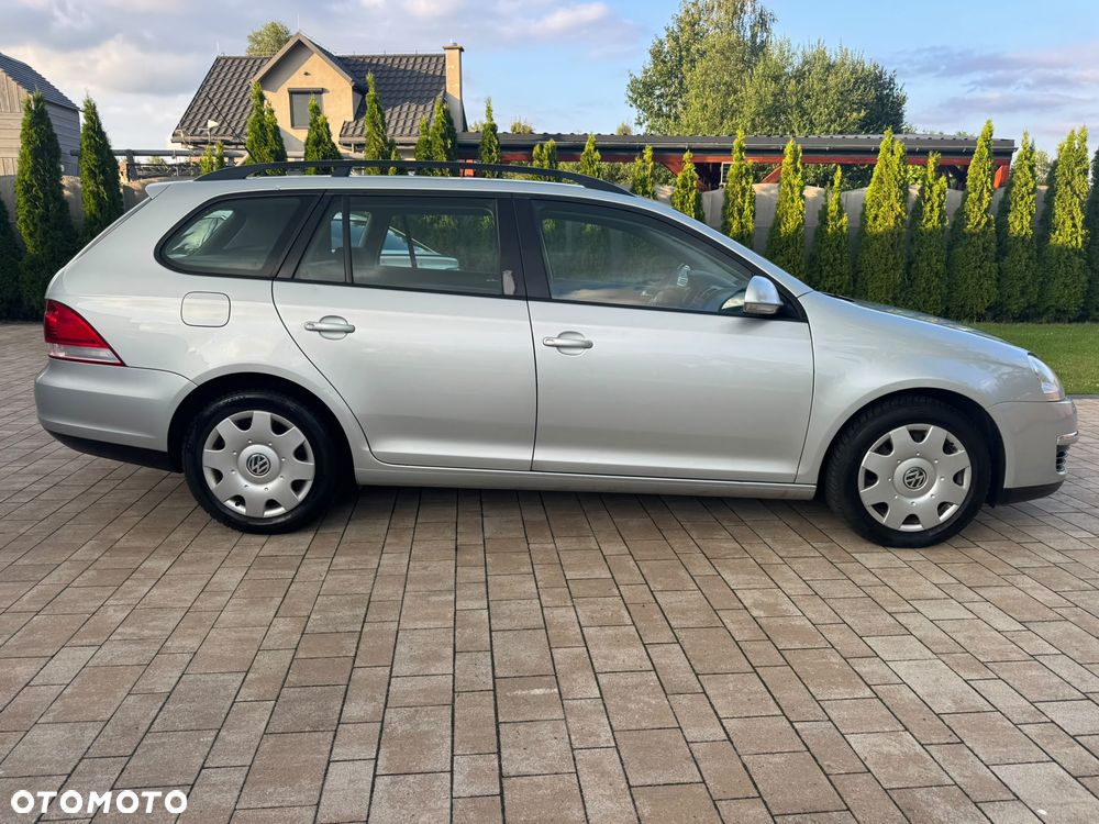 Volkswagen Golf 1.9 TDI DPF Comfortline - 10