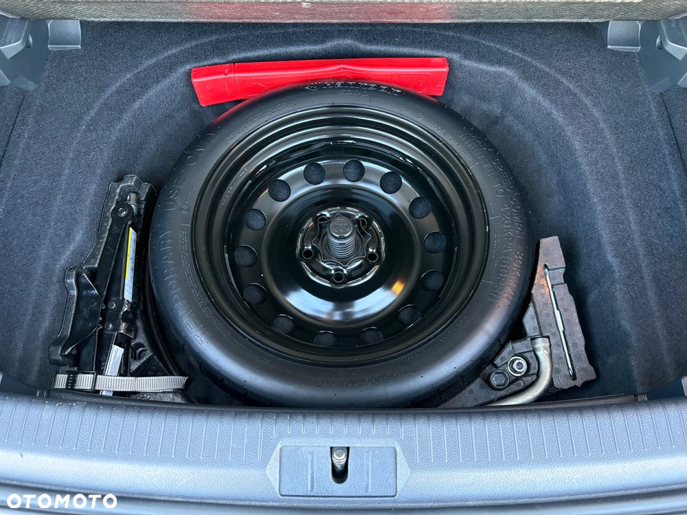 Volkswagen Golf 1.6 TDI SCR IQ.DRIVE - 15