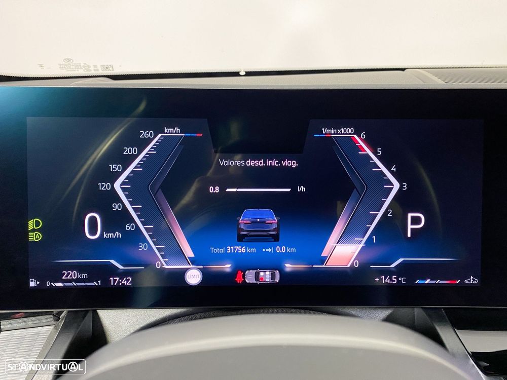 BMW 520 d Pack Desportivo M - 10