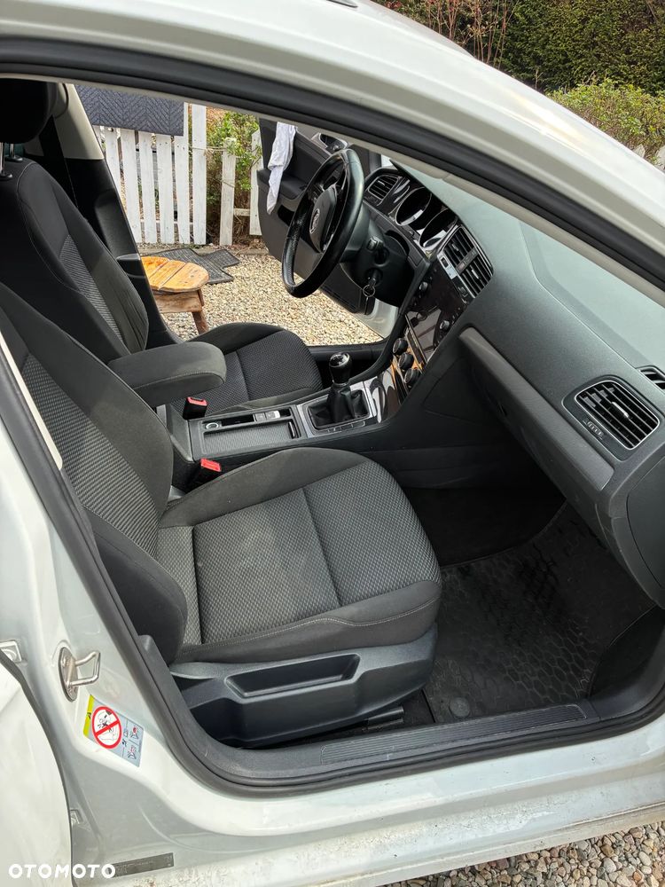 Volkswagen Golf 1.6 TDI BMT Comfortline - 17