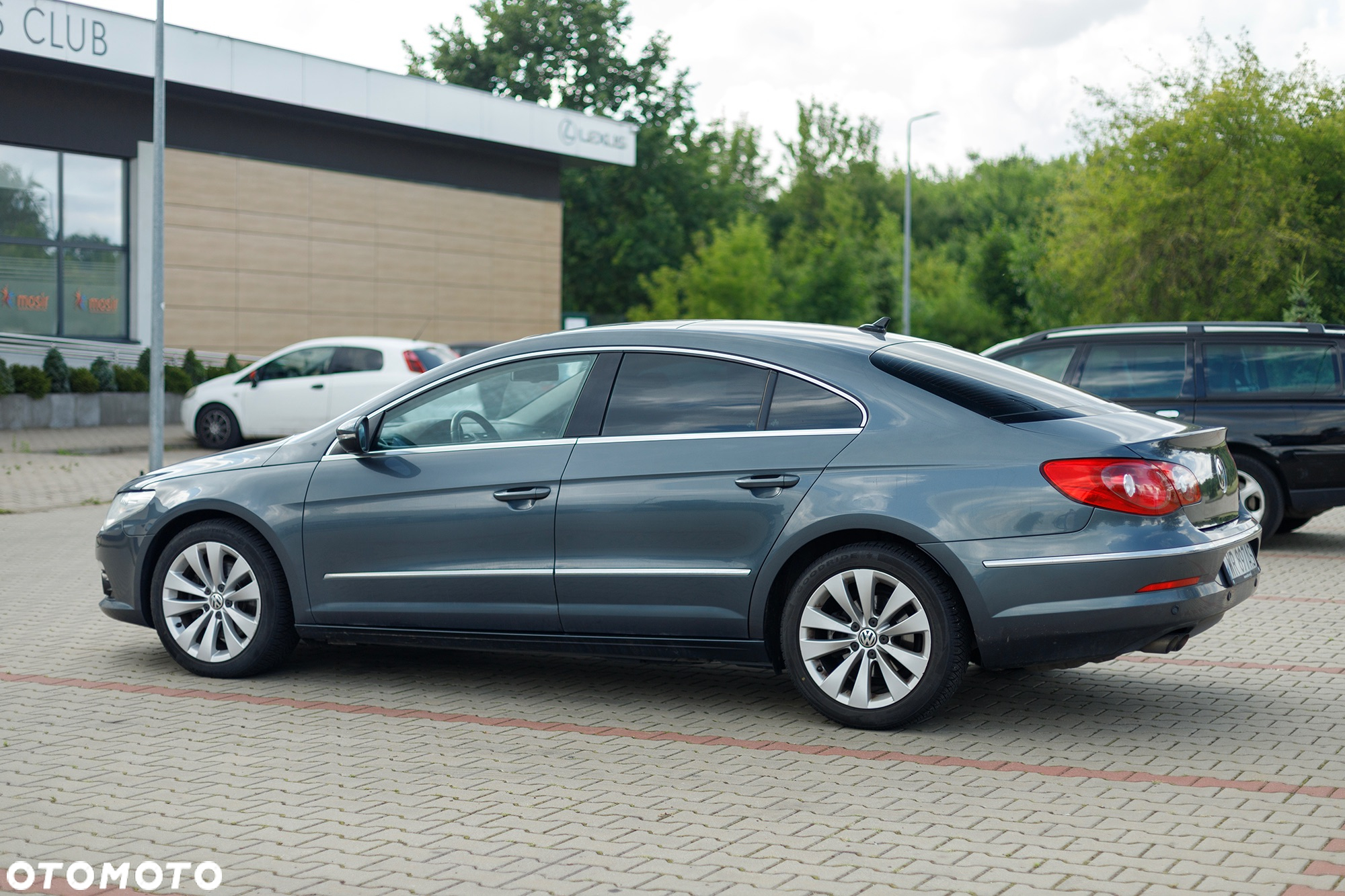 Volkswagen Passat 2.0 TDI Comfortline - 17