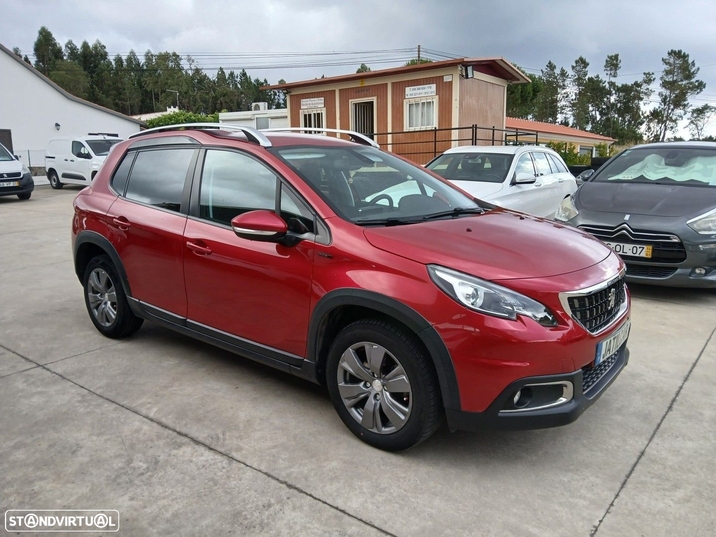 Peugeot 2008 1.2 PureTech Signature - 5