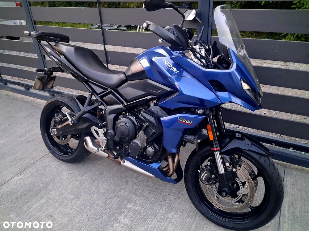 Triumph Tiger - 1