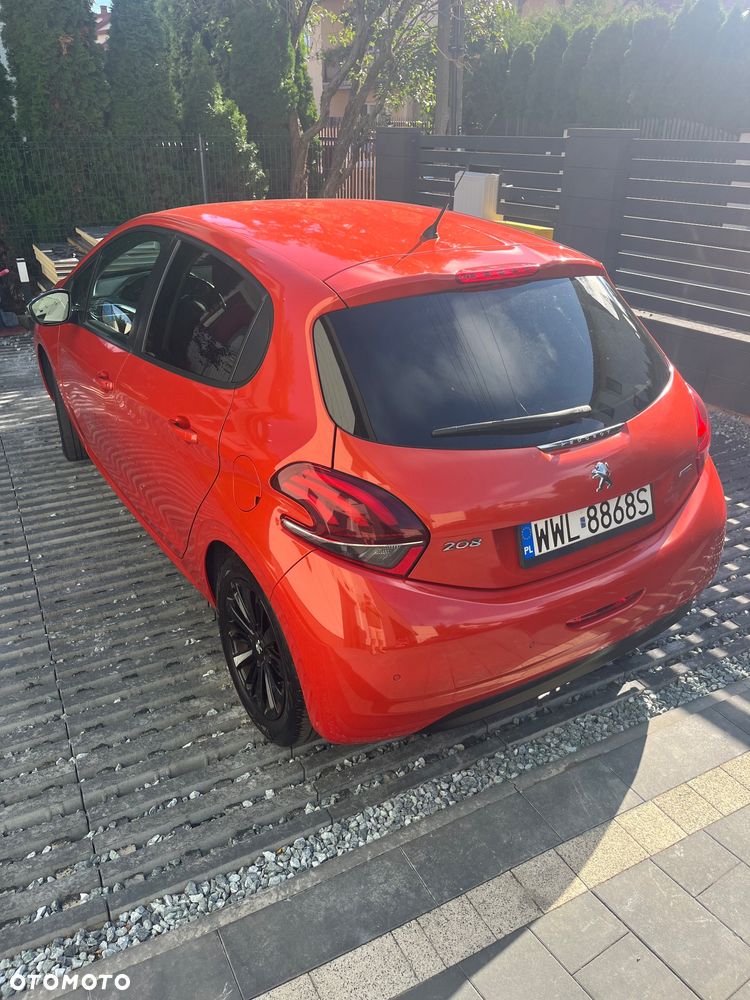 Peugeot 208 - 3