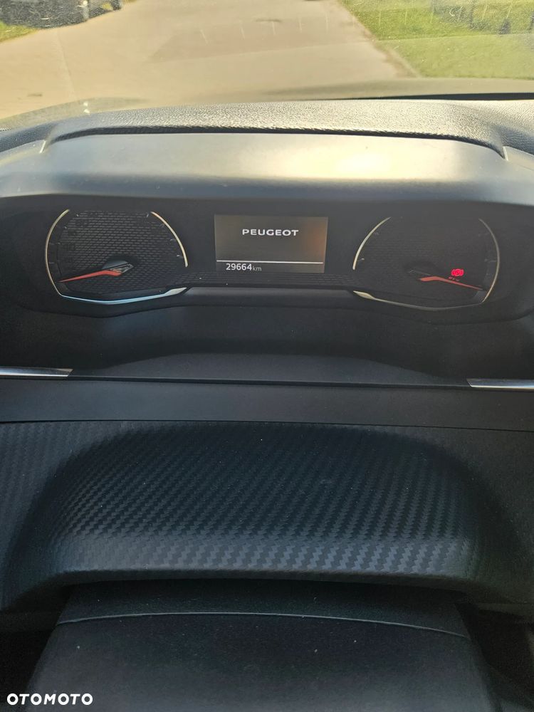 Peugeot 208 1.2 PureTech Active S&S - 8